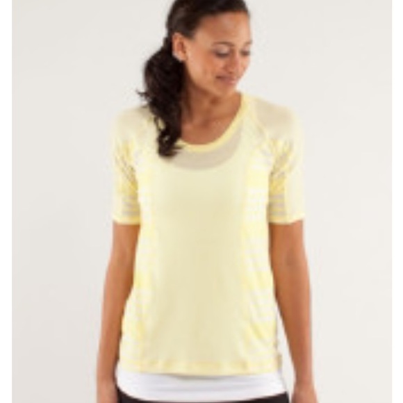 lululemon athletica Tops - Lululemon Puri Tee Short Sleeve Top Size 8